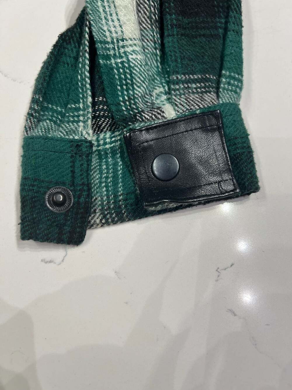 Easyriders Vintage Plaid Flannel Leather Trim Tie Front Cropped Shirt Size L - Picture 8 of 8